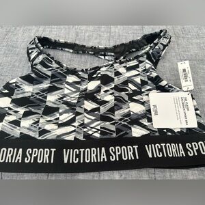 NWT VICTORIAS SECRET The Player sports bra. Black and white geometric. Medium